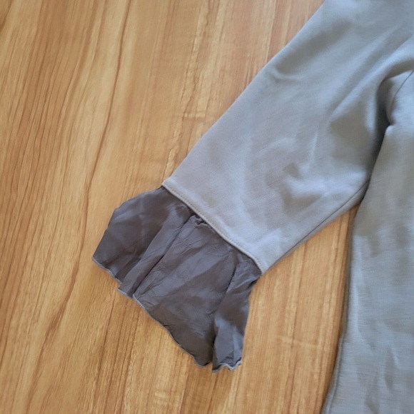 Soft Surroundings Shirt Womens Medium Green Ruffle Neckline And Wrists Sweater - Picture 3 of 8